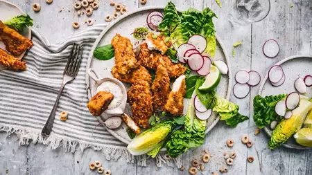 CHEERIOS® CRUNCHY CHICKEN NUGGETS CHEERIOS® CRUNCHY CHICKEN NUGGETS