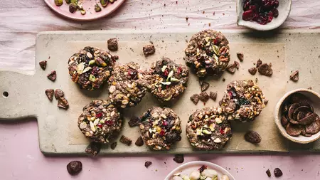 Chocapic Wholegrain Fruit & Nut Cookies Chocapic Wholegrain Fruit & Nut Cookies