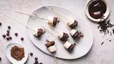 NESQUIK® CRUNCHY-QUICK BANANA NESQUIK® CRUNCHY-QUICK BANANA