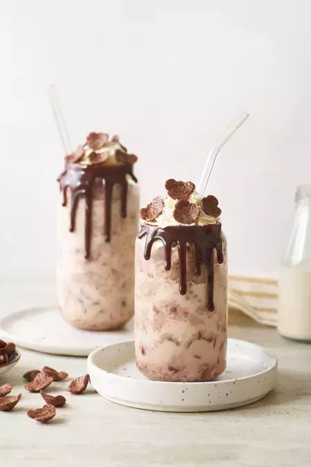 Honey Milk Koko Krunch Shake นมน้ำผึ้งโกโก้ครั้นช์ปั่น Honey Milk Koko Krunch Shake นมน้ำผึ้งโกโก้ครั้นช์ปั่น
